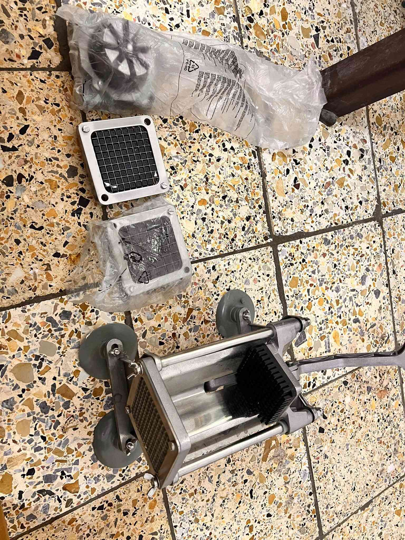 قطاعه فنكر للبيع ***********
