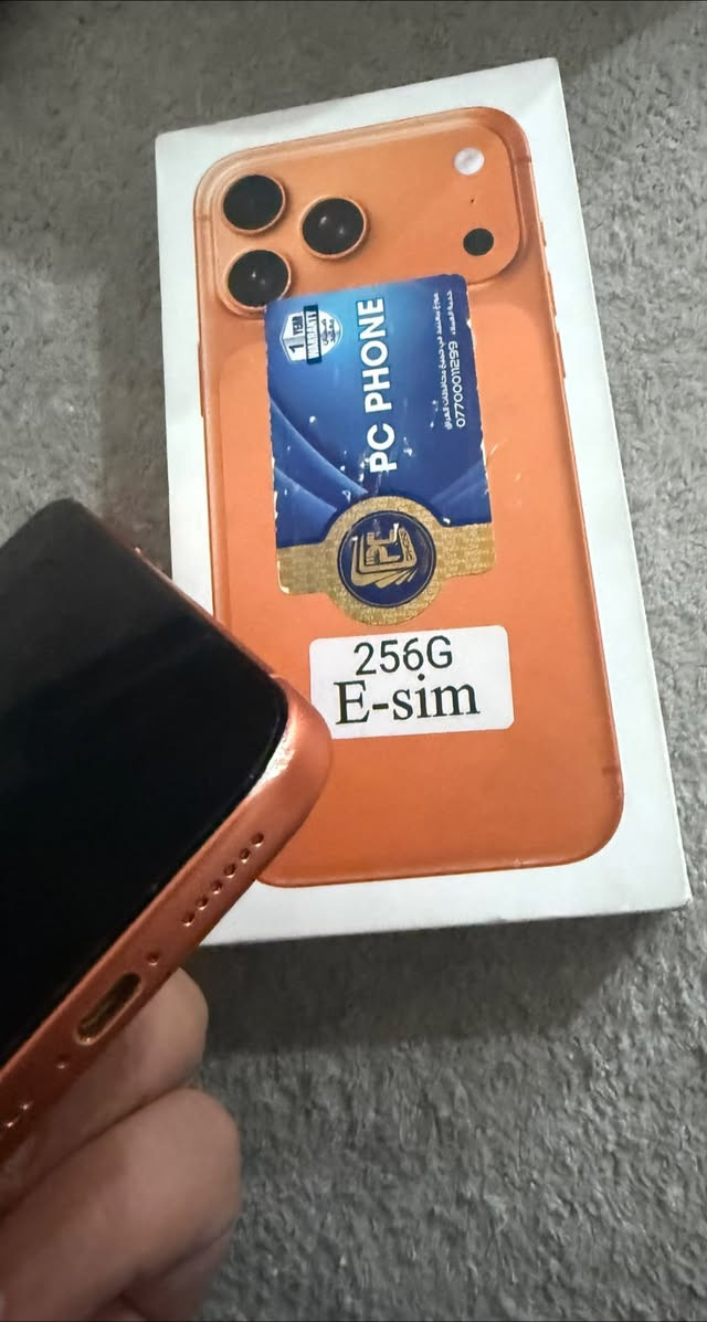 ايفون ١٧ برو ماكس ٢٥٦
بطاريه ٩٧ نضيف جدا معده هاي الشخطه بل طرف  مكفول من 
كل شي السعر ١٥٧٥
مكاني بغداد حي الجمعه
***********

نص مكتوب في الصور:
- حالة البطارية
- عادية
- تعمل بطارية iPhone هذه على النحو المتوقع. حول البطارية والضمان...
- الحد الأقصى للقدرة
- 97%
- هذا قياس لدنية البطارية مقارنة بقدرتها عندما كانت جديدة. قد تتسبب القدرة
- المنخفضة بتقليل ساعات الاستخدام بين عملية الشحن والأخرى.
- عدد الدورات
- 206
- هذا هو عدد مرات استهلاك iPhone للقدرة البطارية. معرفة المزيد...
- تاريخ التصنيع
- تشرين الأول 2025
- اول استخدام
- كانون الأول 2025