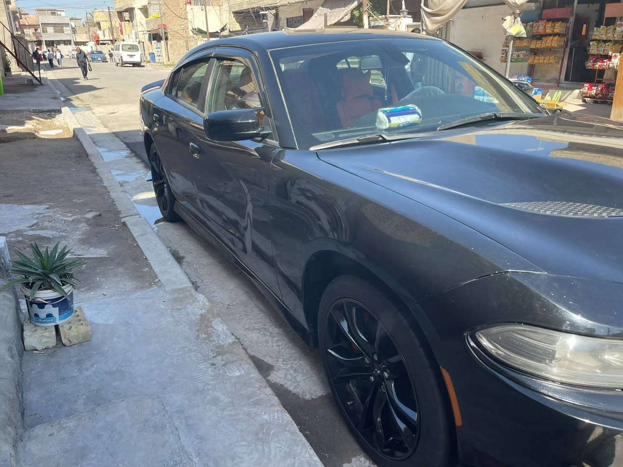 السلام عليكم جارجر sxt  ١٨
حادث موضح بالصور بيع او مراوس
السعر ١٦٥ قفل
***********  بي واتساب
