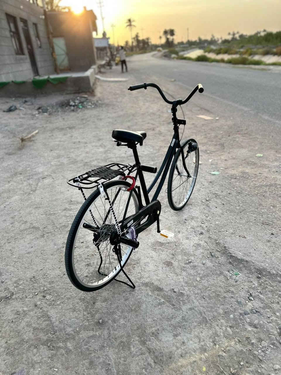 باسكل للبيع نضيف جدام عينك مديل 19شركة كلوف لون اسود السعر 130وبي مجال رقمي ***********مكاني السماوة الوركاء البخضير
