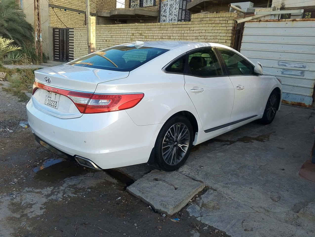 ازيرا • ٢٠١٦ • ماشيه ١٠٠ الف