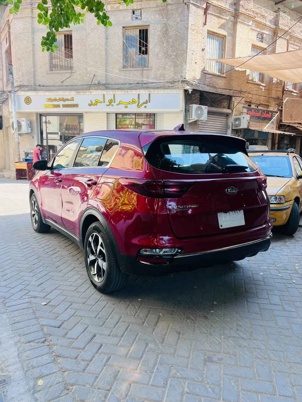🔥  للبيع | كيا سبورتج 2022 🔥

لأهل الذوق واللي يدورون على سبورتج مرتبة ونظيفة 👌

🚘 KIA SPORTAGE 2022
🇺🇸 وارد أمريكي
⚙️ محرك 2400 CC
📍 فئة LX
🛣️ ممشى 58 ألف
✨ نظافة عالية جداً

🔴 الحادث: باب امامي طخه وباب خلفي مفتوح نفسه مرجع وطخه بل بدايه القماره ورصعات صغرر 
بدون ايرباك وبدون صبغ فقط الباب 
💰 السعر: 16,800$

📍 الموقع: بغداد

السيارة جاهزة للفحص والمعاينة، والجاد يجي يشوفها ويحكم بنفسه.

🔥 نظافة + موديل + واستعمال قليل 

📞 ***********
