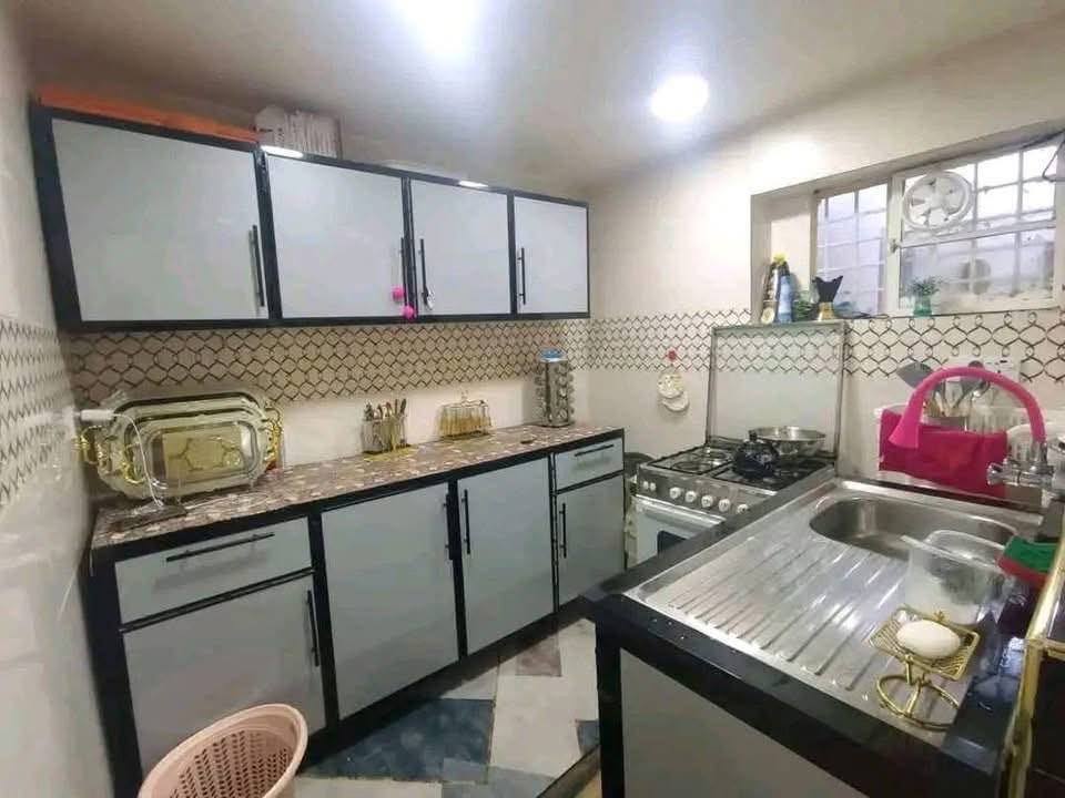 السلام عليكم مشتمل للبيع موقعه التراث شارع مقابيل المستوصف (البيت مدخل واحد)
للاستفسار مراسله ع الخاص او واتس ***********
