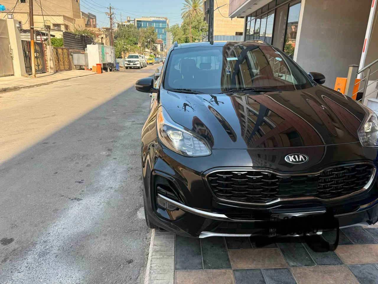 السلام عليكم
للبيع سبورتج موديل ٢٠٢٢ فئة SX Turbo فول فول فول مواصفات ماشية ٥٠ ميل السيارة جديده بمعنى الكلمة لحد هسه بتايرات امريكا المشلن وضربتها طعجه خفيفة بالجاملغ الامامي تعتبر كلين تايتل رقمها اربيل مميز جدا ومواصفاتها : بانوراما // كشنات جلد بلادي // كشنات تدفئة و تبريد // بصمة // LED لايت بلادي // فور ويل // جنطة كهربائية // كروز كنترول الذكي Adaptive cruise control // شحن وايرلس // كشنات كهرباء // مرايا جانبية كهربائية // ويل ١٩ بلادي // ستيرن تدفئة // رادار امامي و خلفي // تحديد و تحذير خروج مسار // سستم صوت هارمن // مكان السيارة بغداد العرصات وسعرها ١٨٥ وبيها مجال بسيط جدا رقم الهاتف *********** وبيه واتس
