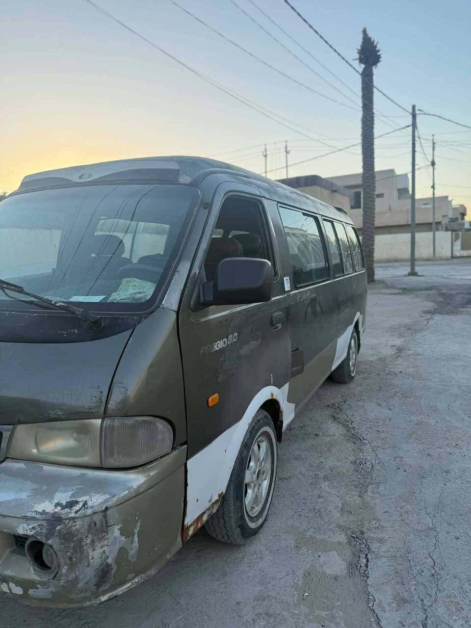 سلام عليكم للبيع فقط كيا بريجو 14راكب موديل 2004 رقم بغداد بسمي سنويه مشروع وطني السياره صارلها عندي 10سنوات   صدر امامي خلفي قبل شعر شديته ومشط استيرن جديد محرك 3000 مكفول كير مكفول اكسن مكفول شواصي مكفوله السياره حلوه وناعمه صبغ حزام بدون قماره بيها ضربه باباب الخلفيه شويه اليوم انضربت عل ضربتها لي هسه ماصلحتها  مااجاوب خاص ولا تعليق اتصل واني بخدمتك ‏ ‪ السعر 87 بيها مجال‏ ‪***********‬‏ انور 
مكان السياره بابل ال سكندريه الحصوه

نص مكتوب في الصور:
- CAMON 30 23mm f/1.8 1/118s ISO50