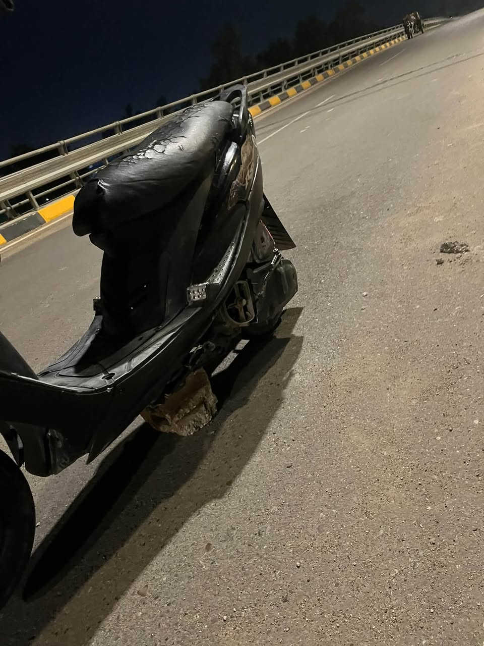السلام عليكم دراجه ماكس عدله لبيع أومراوس الدراجه  سلف ٤٩ بلادي كبريتر تجاري الدراجه بيه نواقص قليله الدراجه كهربائيات شغله السلف بس يرادله شخاطه  السعر٤٥٠بيه  مجال حك الجيه المكان حله مركز  ***********متواجد بس عله الرقم
