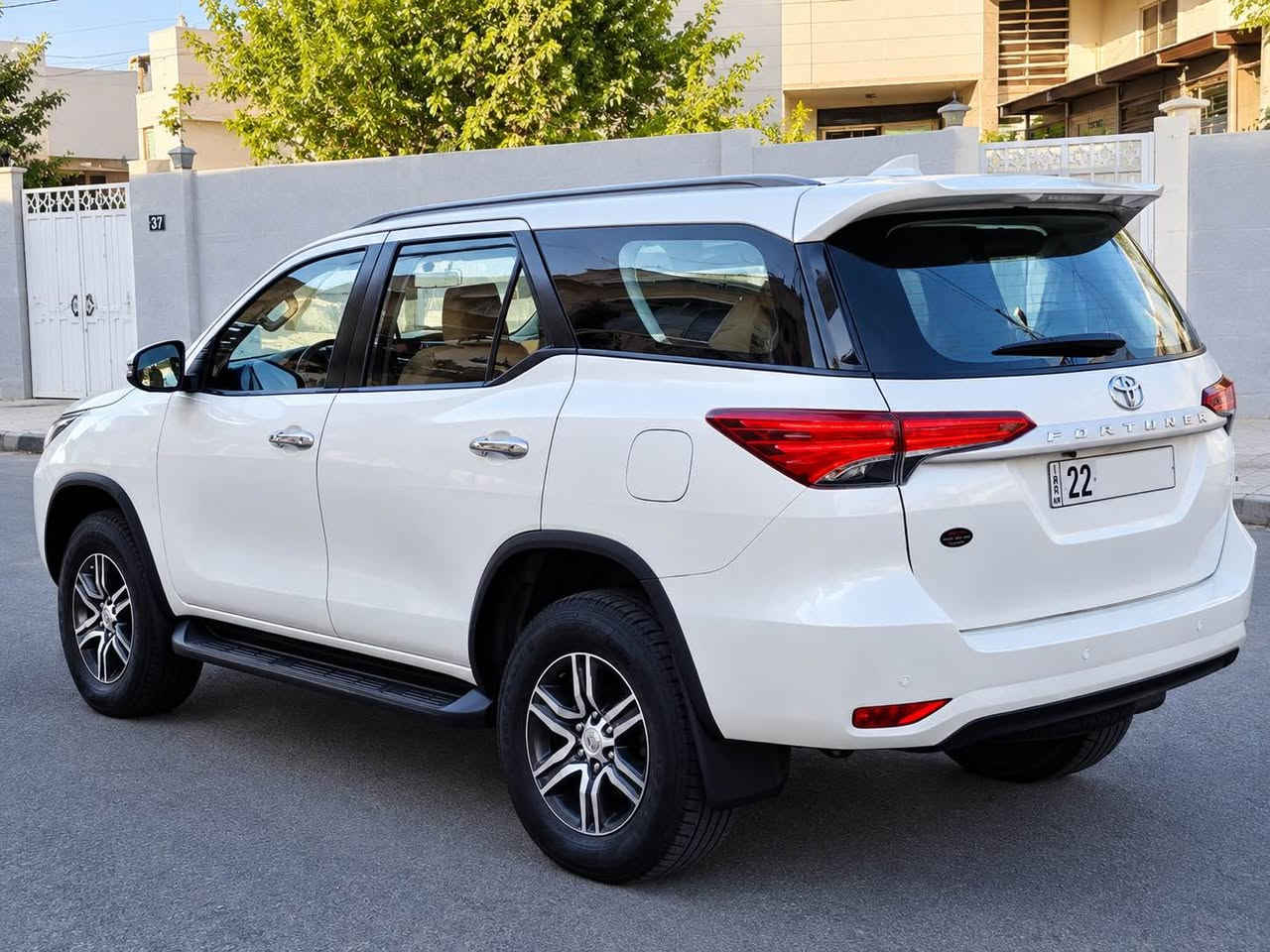 Toyota fortuner 2021 
خەلیجی ٢٠٢١
٤ پستۆن
شکل نوێ
دەبل ئەکسل 
ناو زەرد 
بێ سبوغ
تەنها ١ بست لە بۆنیت ساردی هەیە 
ماوەی رۆیشتن ١٠٠ کم
نرخ : ٢٤٥$
0️⃣7️⃣5️⃣0️⃣7️⃣3️⃣9️⃣1️⃣1️⃣2️⃣9️⃣ أربيل, العراق
