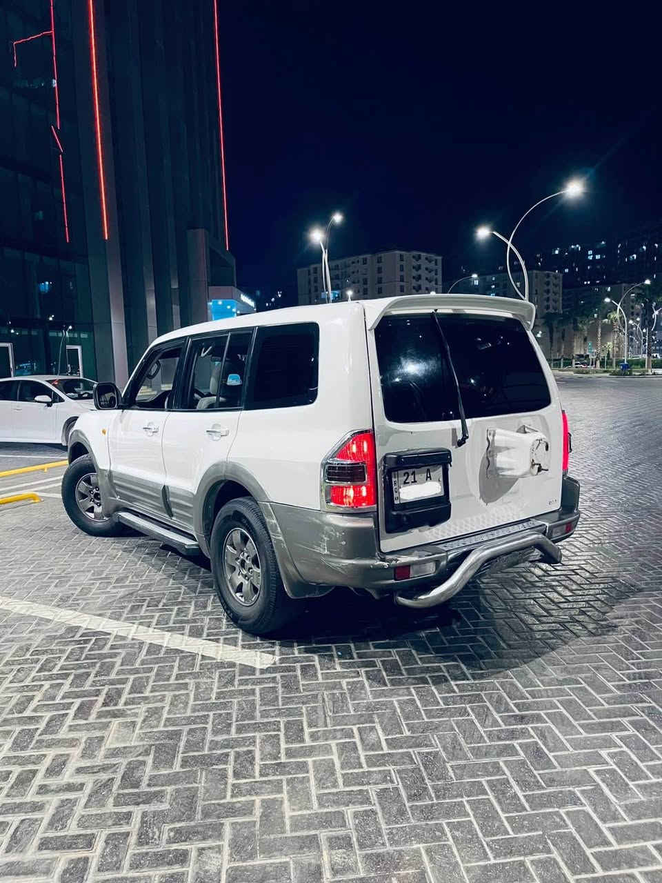 باجيرو ٢٠٠١
گير مكينه شرط
حجم ٣.٥ گير ٥ نمر
تبريد شغال ثلج
تايرات جديده 
حدادية امامية خلفية جديدة 
سنوية ٢٠٢٧ شهر ال ١١
كهربائيات كلها شغاله
سيارة جاهزة و مابيها اي نقص
تحويل وكالة شرط
سيارة بيها قطع صبغ ابيع حزام بدون ضربه
سعر ٦٧ ومجال
مكان السيارة اربيل
*********** دهوك, العراق
