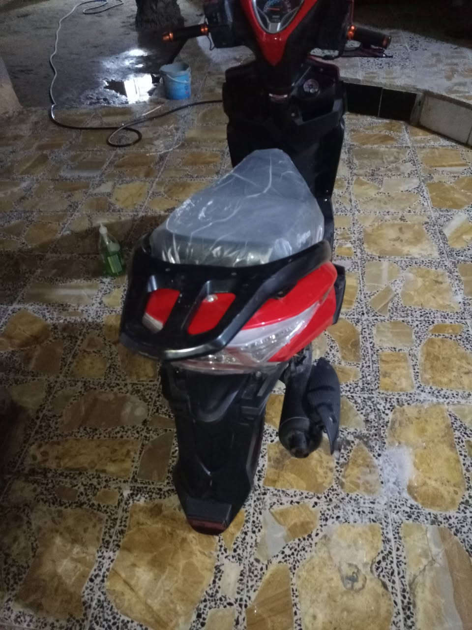 دراجة جانبو صيني للبيع او المراوس دراجة كلشي شغال بيهة ع فحص
كهربائيات كلهة شغالة
سلف شغال
يعيني نضيفة لل استفسار اكثر مراسلة 
***********
