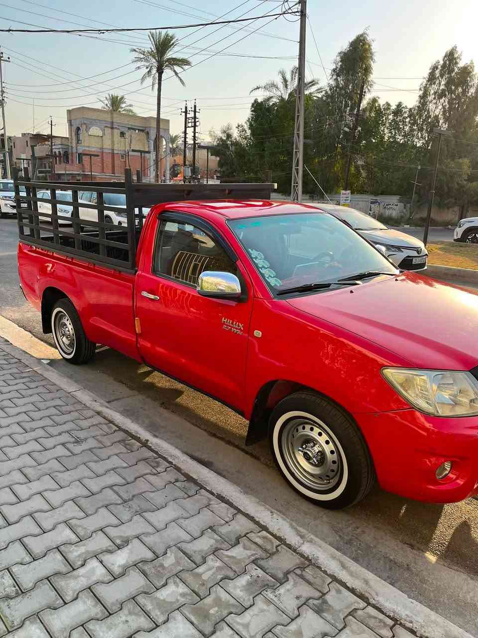 للبيع بيكم  موديل ١١  ماشيه ٢٦٧ الف حقيقي خمس حلقات سياره جاهزه من كلشي تخم تاير كير مكينه اكسل كله على بلاد ادامه كامله على سياره  وهاي صوره مثل ما بل صور بل حقيقه احله  استخدام شخصي حته جادر مسويله من شمس ☀️كل سياره جاهزه من دعاميه الى دعاميه ملاحضه  بيه جاملغ صبغ صفحة سايق سياره بدون اي حادث رقم بغداد دولي بسمي مكان سياره بغداد صليخ اي استفسار اني حاضر ***********
