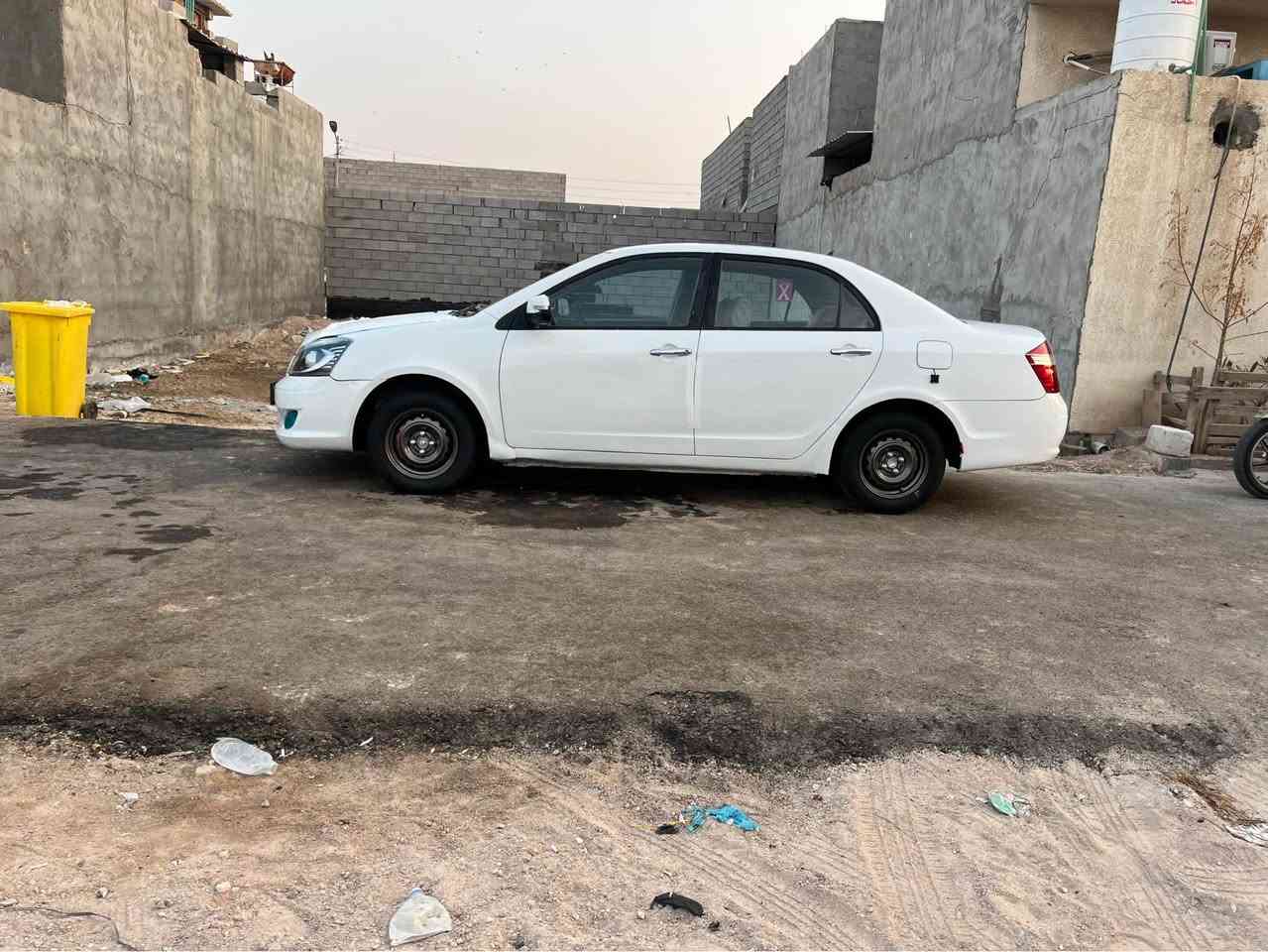 سيارة للبيع جيلي موبل مديل 13 
سيارة جاهزه من كلشي  ماعده مكانات صبغ وكفاله من ضربه او طخه  أكفلك ياها من كلشي وبسمي ورقم دولي بصره 14 
وسنويه 2029
وسياره كفاله من كلشي كير ومكينه طابوكه صالي شهرين من شاده كامله زيرو  وتبريد ثلج ⛄️ حداديه جاهزه 100/100 تخم تاير صالي سبوع من شاده وكهربائيات كلها على البلاد وسياره مال جناي برقي ما ناقصه تجي وتشوف 
لايت عالي ناصي بروجكتر كله زنون الصلي 
شاشه كامره حساسات مري شفط وأشاره ترايك البغداد شرط المكان البصره ابو الخصيب حي العسكري رقمي *********** انتصل واني خادم السعر ( 42 ) وبيها مجال Singapore
