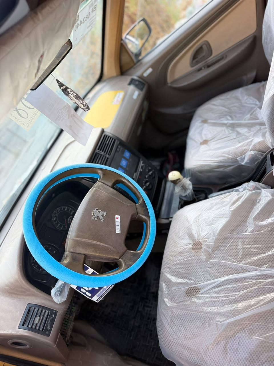 بيجو موديل 16 جاهزه صدر جديد  كهرباء كلهه شغاله   دشبول عالي بيهه نانو سيراميك مال شغل كبل علا باب الله سعر 34 عنوان بغداد حي عامل ***********
