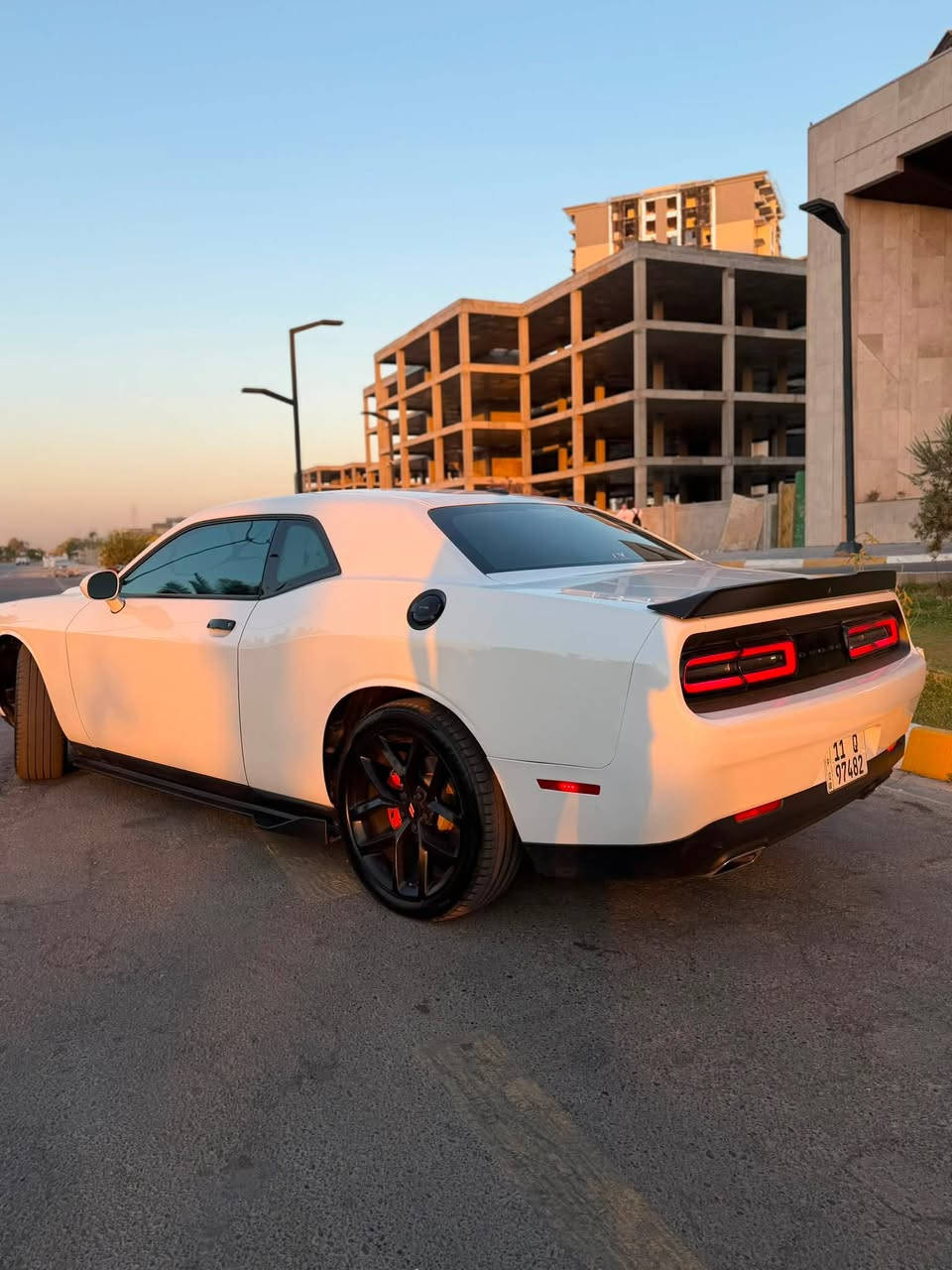 جالنجر لاست كول 2023 SXT
بجم كبس حادث طخه وليس ضربه في الجاملغ
 الخلفي الايسر بدون دواخل فقط شرط الفحص
ومكفوله من البارد والفتح غير الحادث مالته
ماشيه ٢٨ الف
مواصفات sxt المعروفه
رقم بغداد بأسمي 
رقم جديد وهزه جديد
مكاني بغداد حي العامل 
***********
