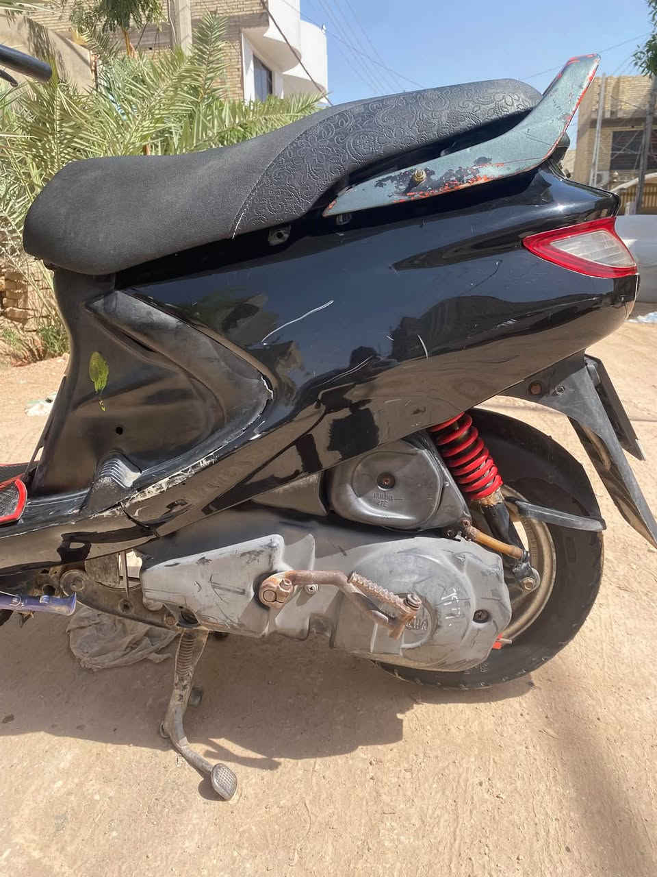 سلام عليكم دراجه فراشه فحل للبيع
مال حاويه 
كيج اكتروني 
المكينه مفتوحه مره 1 مبدل الستيك ولف 
نظافه الدراجه 90/100
مابيه نقص برغي 
كهربيات شغاله كلهه 

نكره سلف 
السعر 500 وبيهه مجال قليل 

***********. 
مكاني نجف حي النداء
