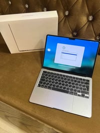 ماك بوك اير M2 • ١٣٫٦ إنچ • فول نظافة