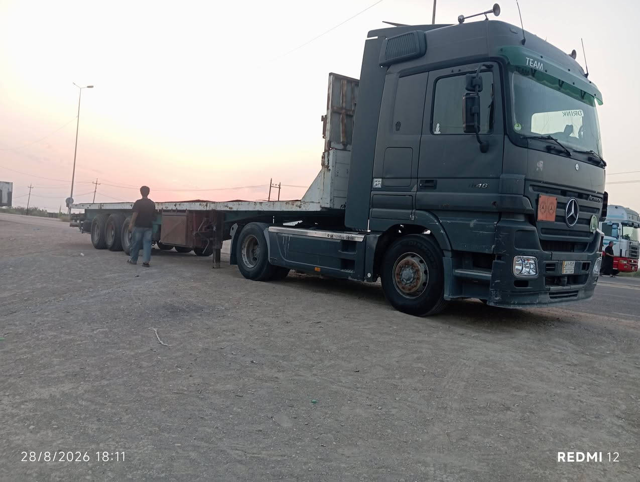 سلام عليكم اكتروس مديل 2004 بسمي بصرة سيارة 🚗 فول مواصفات تبريد لتايدر  مشروع وطني بسمي سيارة  مربوطة راس قاطرة 🚂 ونصف مقطورة سعر 3دفاتر  و 10   وبيهة مجال  اخوان المايعجبة  سعر يعبر منشور  حزاكم اللة خير   مكان سيارة ناصرية قضا جبايش  رقم  ***********. اتصال

