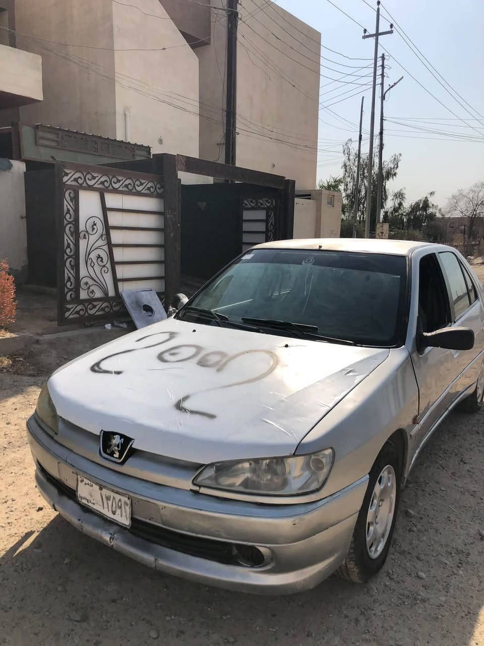 بيجو نواب ضباط ٢٠٠٢
كير محرك صدر تخم تاير شرط
السياره جاهزه 
مكاني تكريت 
السعر ٣٠ بيها مجال

***********
