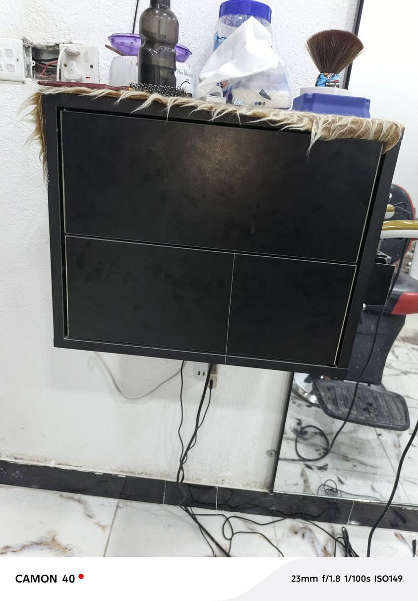 للبيع مرايه وجرار السعر 125رقم الهاتف ***********العنوان البصره الزبير الكرفانيه
