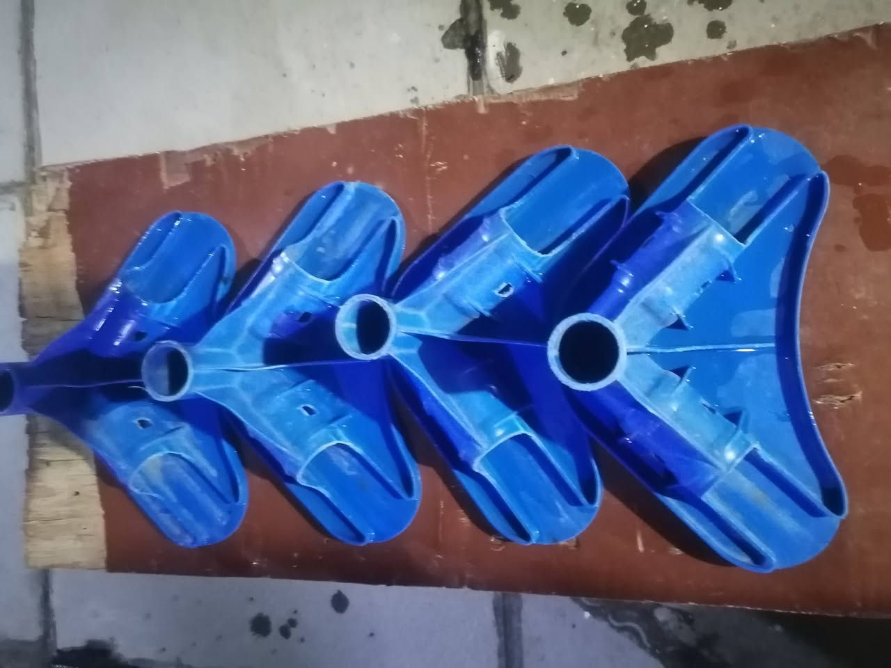 السلام عليكم
مسبح كبير  الاصلي مستخدم
السعر  70  الاف
بغداد الغزالية
***********
