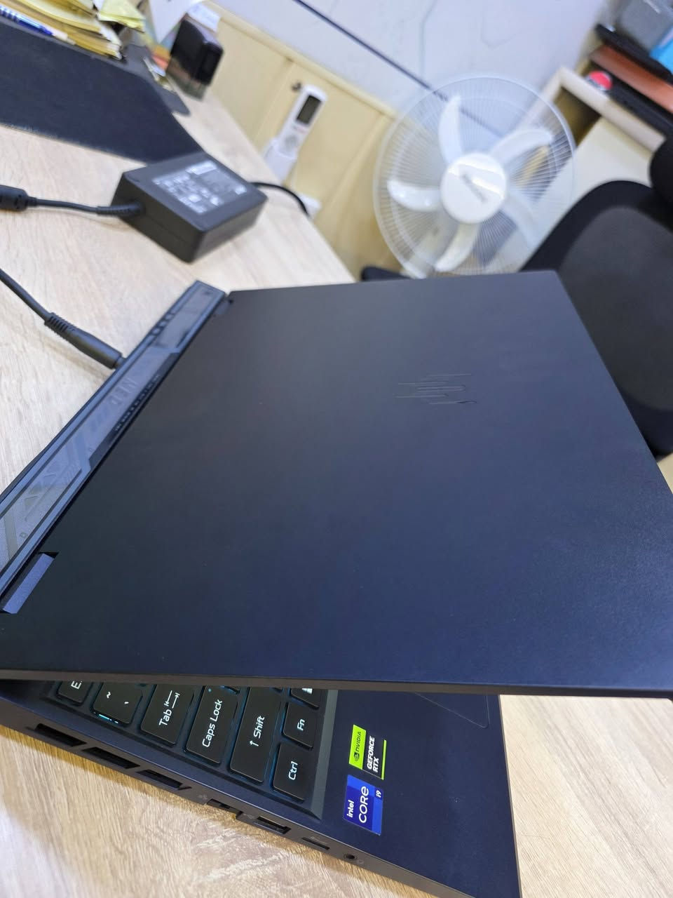 ACER PREDATOR NEO 16
CORE I9-14900HX
RAM 16GB DDR5
HARD 1TB SSD
SCREEN 16 INCH
FHD+ 165HTZ
RTX4060-8GB - 140W
لاپتۆپێکی زۆر خاوێن و کەم بەکارهاتوو
خاوێنی ٩٧%
پاتری ٩٠%
گرێنتی ١ مانگ 
هەولێر
***********
