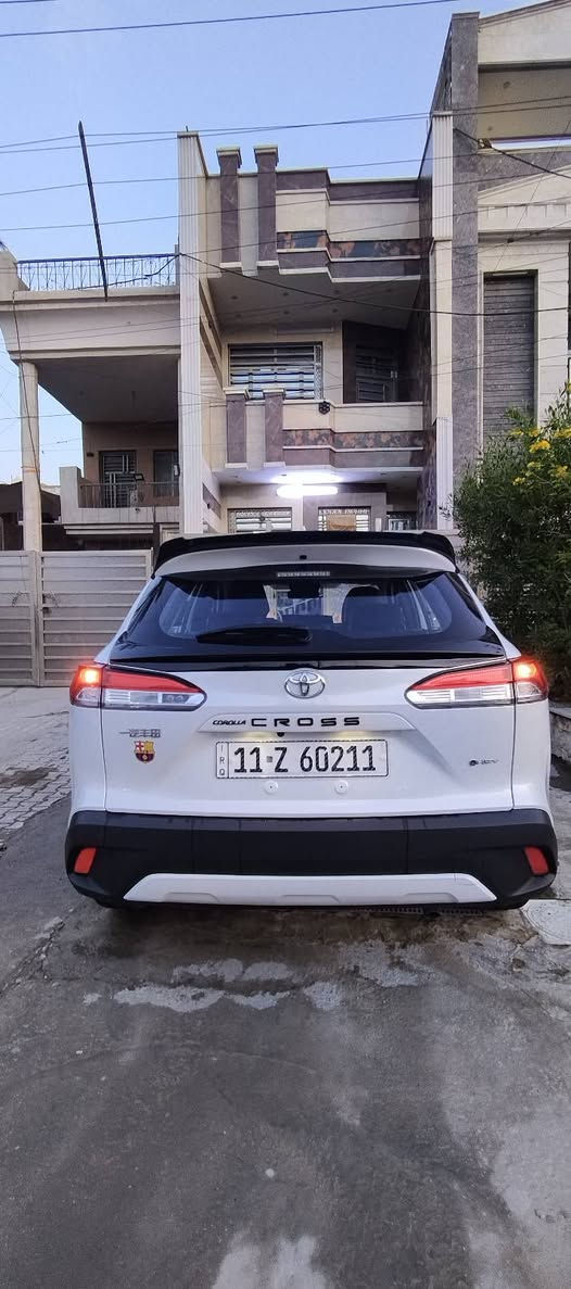 للبيع في بغداد 🚗✨
‎​تويوتا كورولا كروس (Toyota Corolla Cross) موديل 2025
‎ماشيه 4000
‎ بحالة ممتازة جداً،  مكفولة سيارة عائلية، اقتصادية، وعملية بكل ما تحمل الكلمة من معنى.
‎​الحالة: ممتازة جداً بحالة الشركة
‎​المواصفات:
‎​تبريد مركزي ممتاز قطعتين
‎​شاشة ذكية مع كاميرا خلفية
‎​نظام هايبرد
‎​تحكم ستيرن كامل
‎​بصمة تشغيل ودخول 
‎كشنات مخمل 
‎سلايد روف
‎بلإضافة إلى سبايدرات وتخم كشنات رياضي + ستيرن عمل يدوي 
‎​السعر: (27.300 بيع بيه مجال بسيط)
‎​رقم الاتصال: ***********
‎​📍 مكان تواجد السيارة: بغداد 
‎📞 للاستفسار والتفاصيل أكثر يرجى الاتصال أو مراسلة الخاص حصراً، ورزقنا ورزقكم على الله. بغداد, العراق

