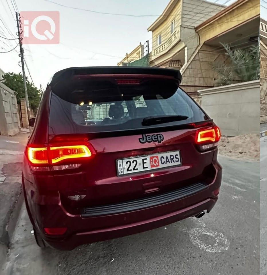سلام عليكم
جيب موديل 20 
ماشية 95 الف كيلو 
بيها 4 ق صبغ من جهة بصف السايق 
بستم سادس مبدل واصليح راقي امانة الله
لغد شاصي كير سليمات
مكاني حي الحسين 
سعر 17.800 دولار
او مراوس مع كورلا هايبرد
***********

