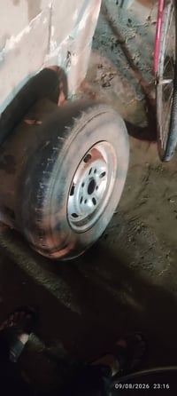 جف تراب • قطع غيار • عمل شعبي