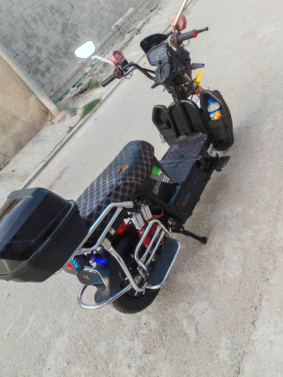 متاح جبلي كوريا ام ار نضيف بطاريات عل فحص كله شغل مابي شي  سعر 575 وبي مجال نقصه بس بصمه وقفل مال بطاريات فقط ***********
