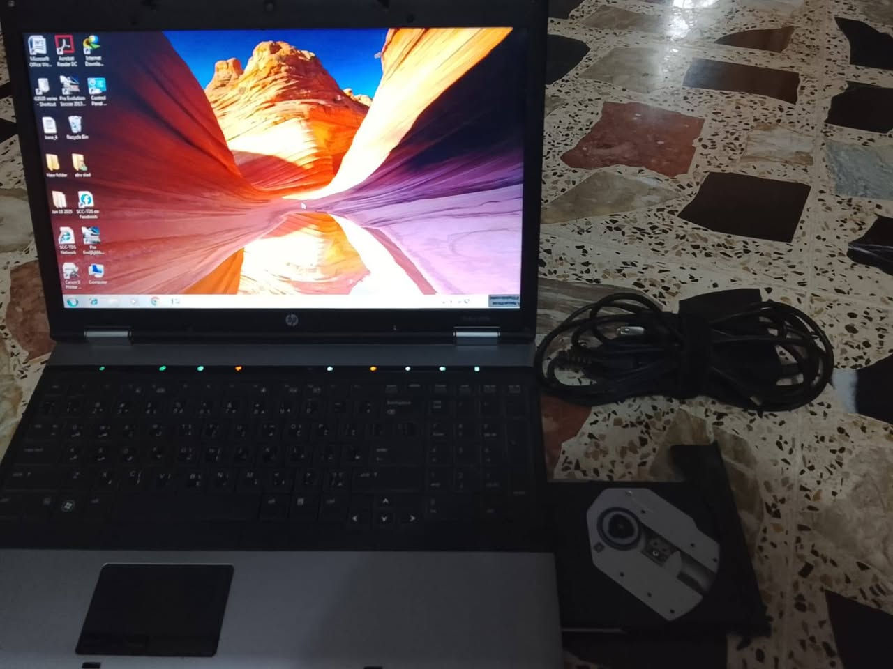 HP • لابتوب • ما بيه نقص