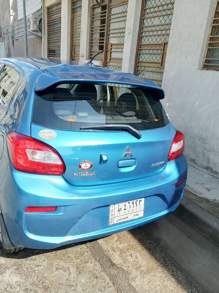 سلام عليكم للبيع مسيوبوشي ميراج 2019 وارد امريكي حادثها جاملغ اليمنه وايرباك ستيرن بس
السياره كامله من كلشي  تايرات باتري كله جديد
بيها صبغ 3 قطع اثر شخوط للجماليه
سعر السياره 85 ورقه الاتصال على رقم ***********

