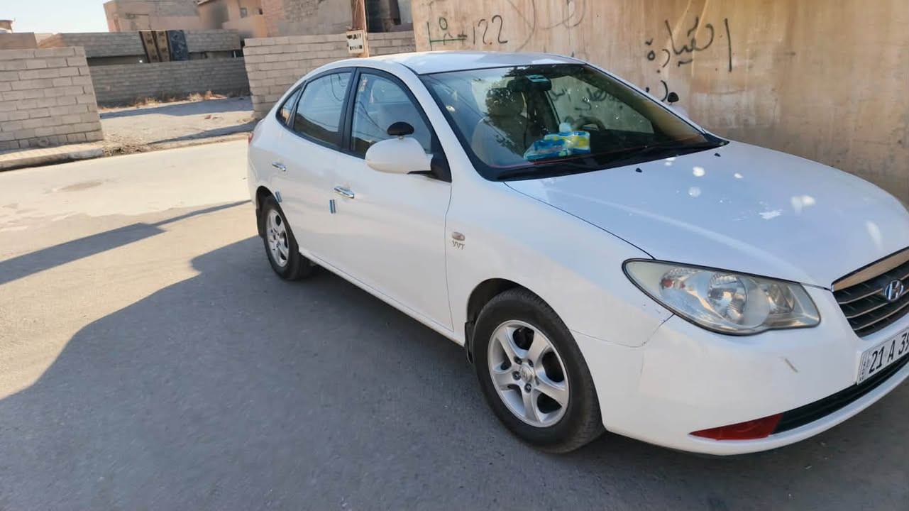 النترا ٢٠٠٧
رقم شمالي سنوية ل٣٠ 
صبغ بونيد وجاملغ سايق فقط بدون دواخل 
السيارة جديدة ماتحتاج مصرف 
سعرها ١٠٠ ورقه وبيها مجال قليل 
***********
ملاحظة بيع نقد فقط
