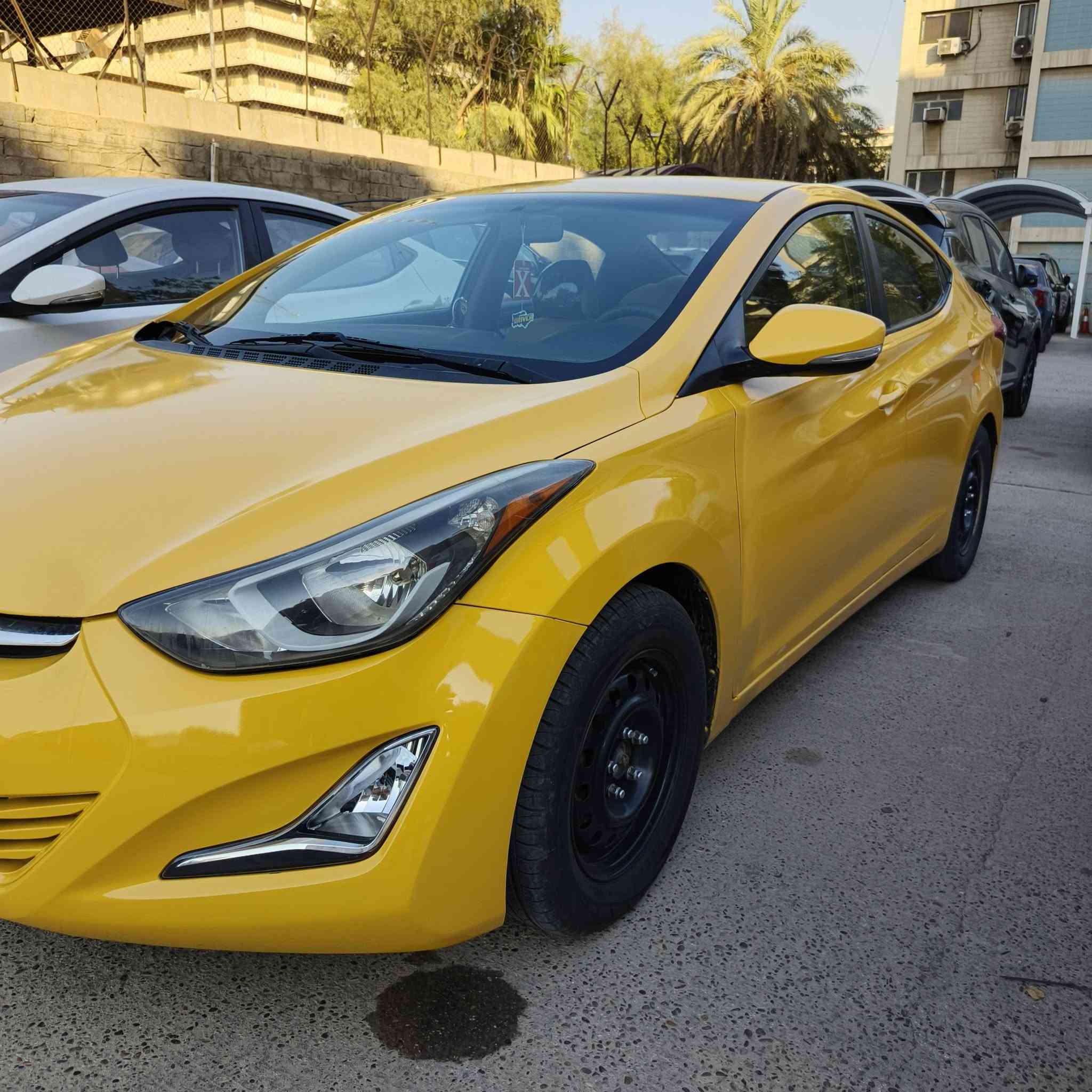 النترا مديل ١٥ خليجي نص فول
تبريد قطعتين 

محرك ١٦٠٠

تخم تاير سيارة جاهزة 

رقم بغداد 

السعر 90 وبي مجال ***********
