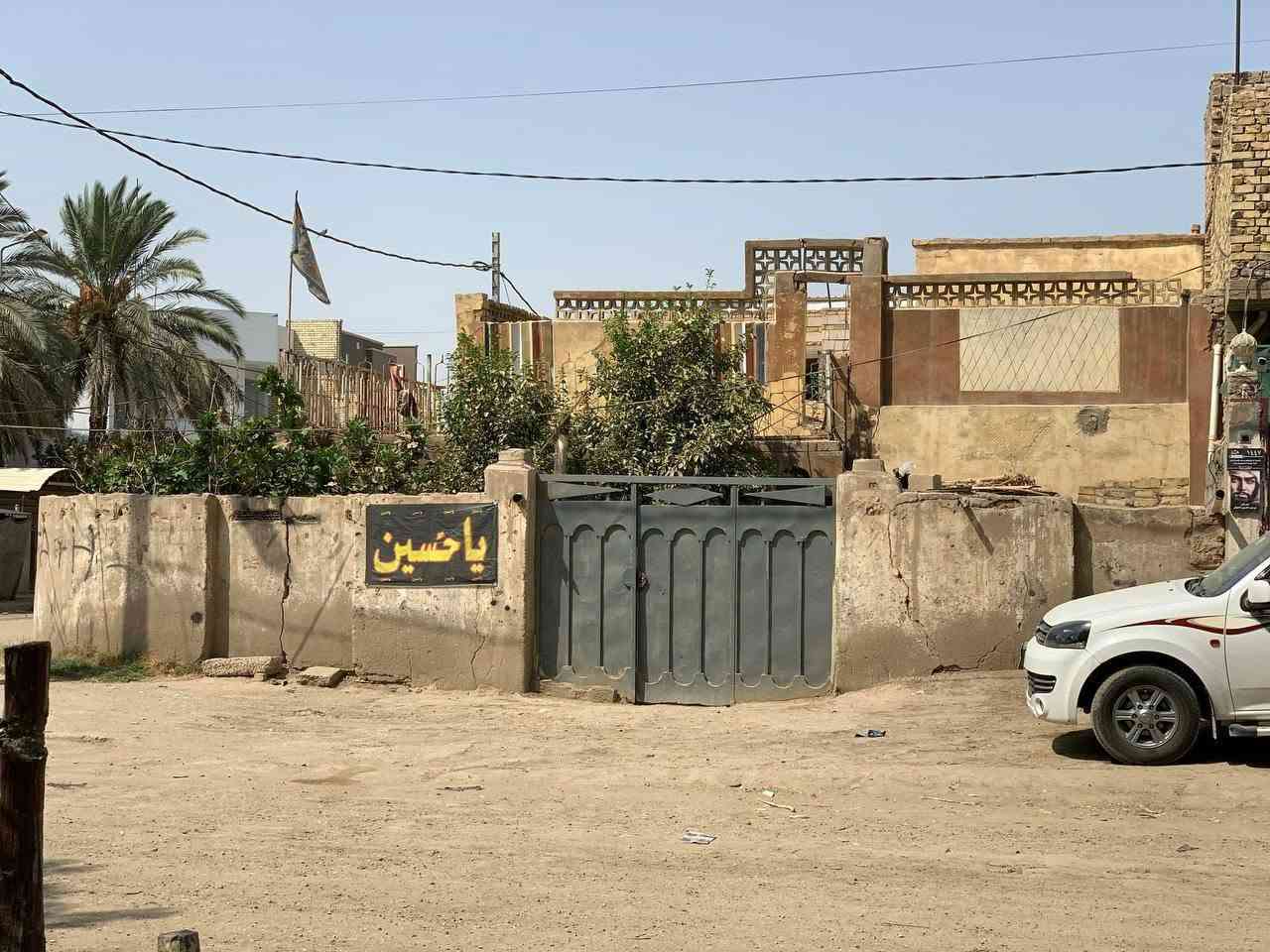 السلام عليكم بيت ركن للبيع
مساحه 190 طابو صرف 
السنيه مقابيل مدرسه الكندي 

السعر 160بي مجال  
***********
