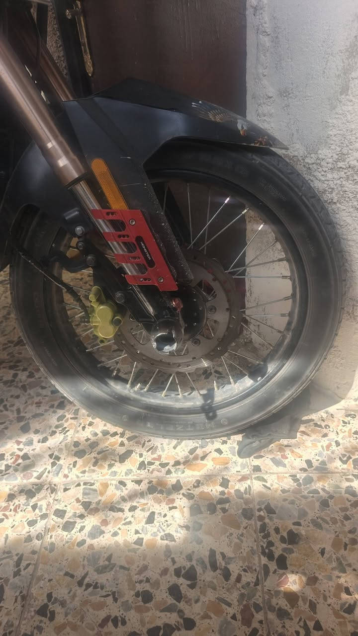 سلام عليكم عندي ذن وياله ادفنجر امامي ثنين للييع بيهن تايرات سياحي كلش جدد ونقشتهن كلش حلوه للبيع او مراوس بويل كب امامي مكاني بغداد تايرات وياله كلش كلش جدد ونضيفات تايرات باله بيهن هسه شادهن ***********
