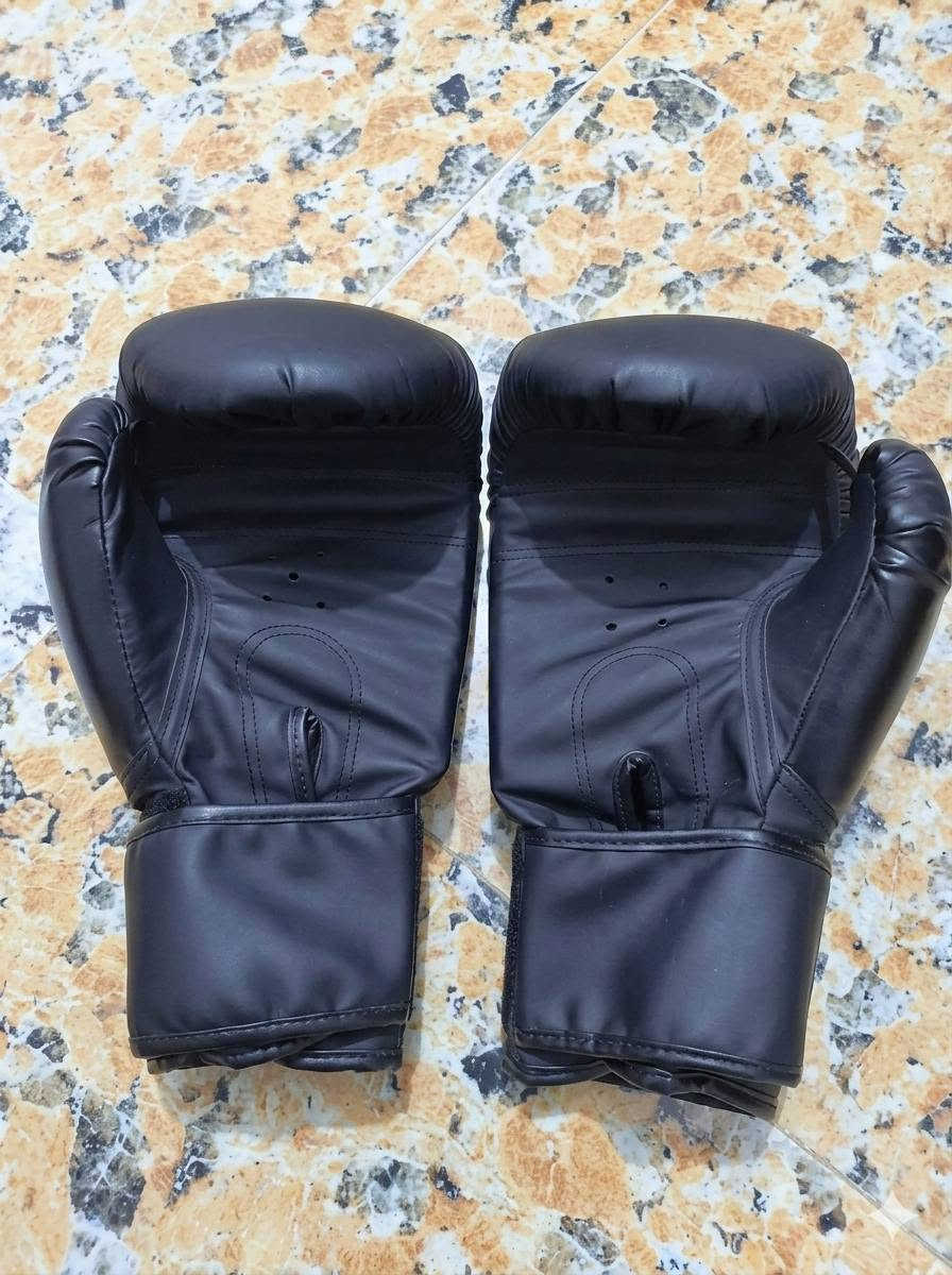 جيس ملاكمه للبيع 
مع جفوف لل ستفسار 
***********
