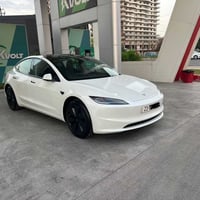 کوردی /عربی ********* دروستكراوي :- tesla  مۆدێل :- model 3  ساڵ :  20...