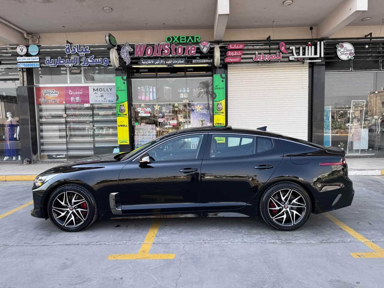 كيا ستنكر موديل 2022 فئه GTLine
سياره نظيفه جدا جاهزه للاخير مابيها اي نقص

فول مواصفات
بنوراما ، تشغيل عن بعد ، كراسي كهرباء ، داخل جلد احمر
تدفئه كشنات ، شاشه كامره تحكمات رادار اوامر صوتيه 
حادثها جدا بسيط وموجود مع تقرير السونار المفصل 

رقم اربيل باسمي تحويل  السعر 169 ورقه فقط
للاتصال *********** مكاني حي الخضراء
