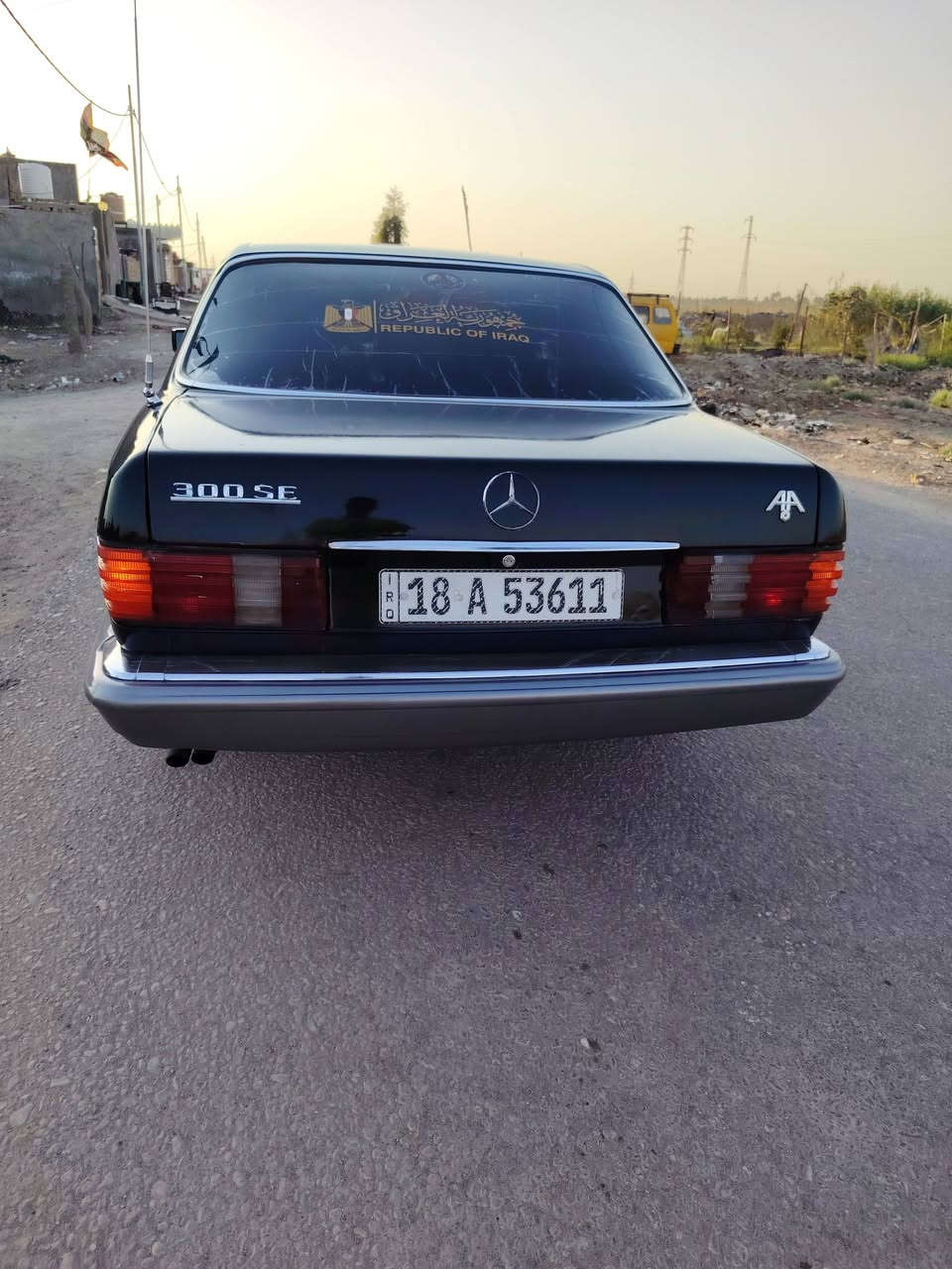 ) سلام عليكم مارسدس راسي مديل 1983 كير ومكينه ففتي 3000 حاويه كفاله حداديه امامي خلفي جديده تخوم تاير امامي خلفي جديد قواعد تبلات بلادي كشنات كهربي فتح كهربائي وياله رياضي صبغ عام جام ٤ كهربائي تبريد ثلج سياره كله بلاديه غرفاته كله بلاديه  السعر 45 وبيه مجال الاستفسار عله رقم *********** مكان بابل قضاه القاسم (ع
