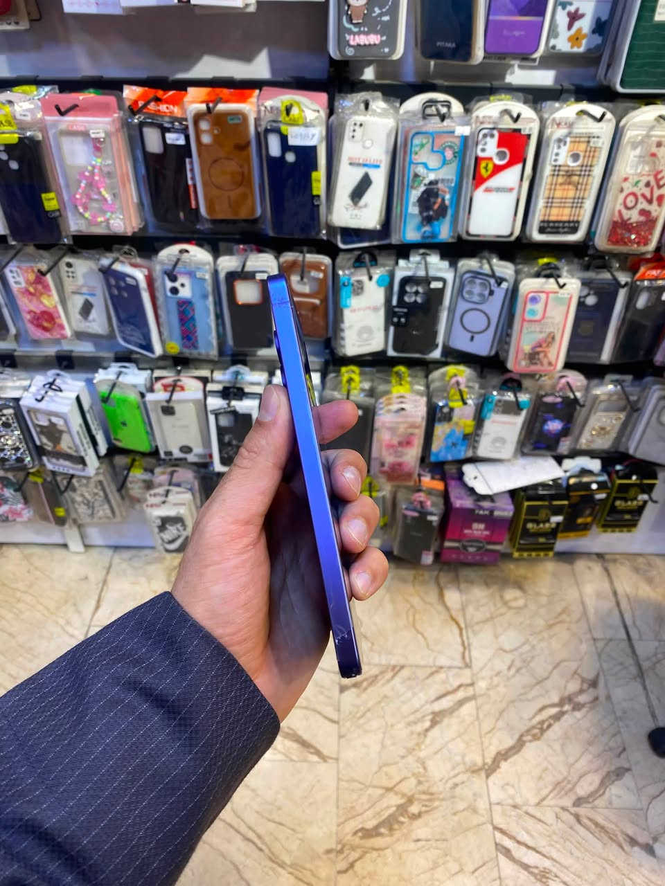 السلام عليكم
Samsung S26 ultra 256GB
نظافة ‎%‎
ضمان وكالة لكن مو عين الفهد
باكيت وكيبل أصلي
مستعمل 15 يوم
مكفول من التصليح ومن أي خلل
السعر مليون و150 قفل
مكاني بغداد العامرية
***********
