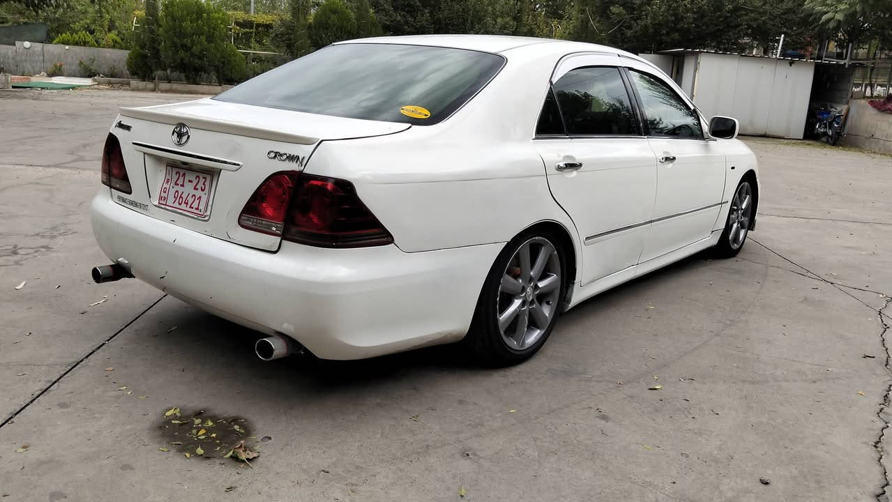 شاهینە 2007 182 بێ دوکەڵ سپۆرت چوار دوگمە گێرومەکینەو تەبرید بەشەرت تەقەو ڕەقەی نیە دەعمێکی دوای هەیە سعر40 گەڵا کۆتای مشتەری نیت نامەو تەلەفون مەکە ***********
