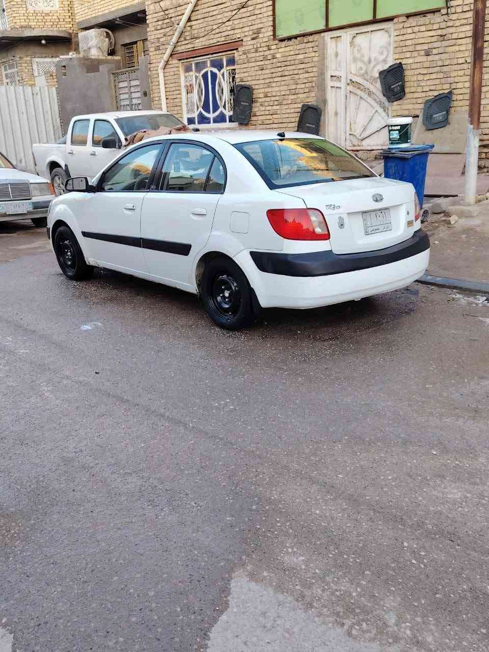 بسم الله كيه ريو موديل 9خليجي بيه بس جاملغ والباقي مكفول مكينة كير تبريد جاهزة ذي قار السعر 80وبيه مجال ناصريه مركز ***********
