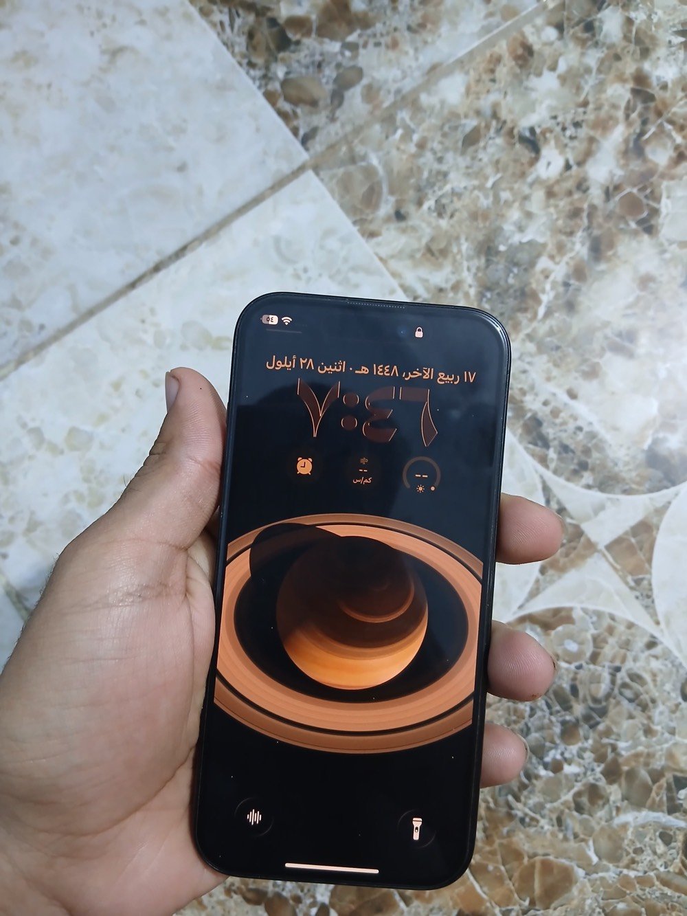 آيفون ١٥ برو • ١٢٨ • بطارية ٨٧
