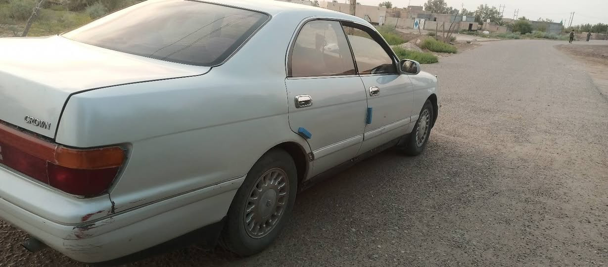 سياره بطه كفاله عامه تبريد ثلج مكينه وكير وكفولات 2 ونص حداديه تخم تاير وكهربايات كله شغاله رقم نجف نكليزي سنويه 31 سياره خير من الله ما تصرف عليه الف دينار السعر 65 وبيه مجال المكان ذي قار سيد خيل ملاحظه انه مكلف بنشر لحد يخابرني هذا رقم صاحب سياره ***********
