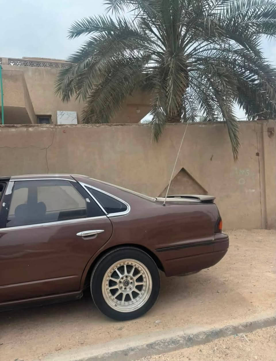 سلام عليكم نيسان التيما للبيع مديل 1992
سيارة حلوة وعليه نصبة تخبل سيارة جاهزه كله  سنويه 29 وتنتهي رقم جديد تحويل ثاني يوم حدادية 100/80 سيارة بلادية بلادية بلادية تبريد شغال كير عادي محرك بلادي سيارة جديده فول موصفات بنرامه مري شفط كهربائي كله شغاله عينه وصينه جديده الاستفسار ***********
