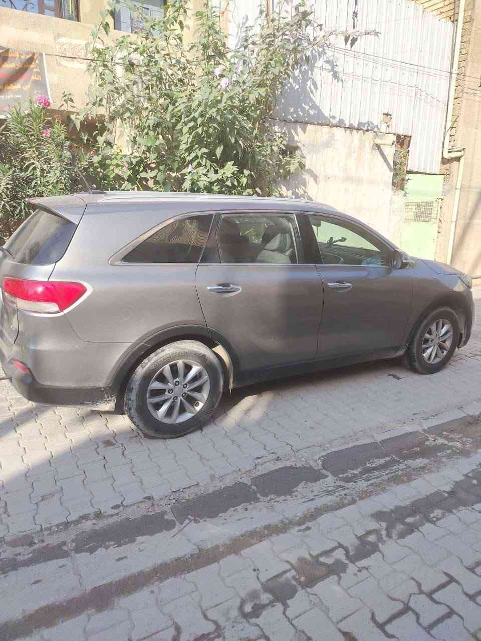 اسلام عليكم 
سونتور 2017 محدث بجم 2019
سياره نظيفه وارد امريكي بدون دواخل 
رقم بغداد / تحويل ثاني يوم 

***********
السعر 155 مجال قليل حك الجيه
