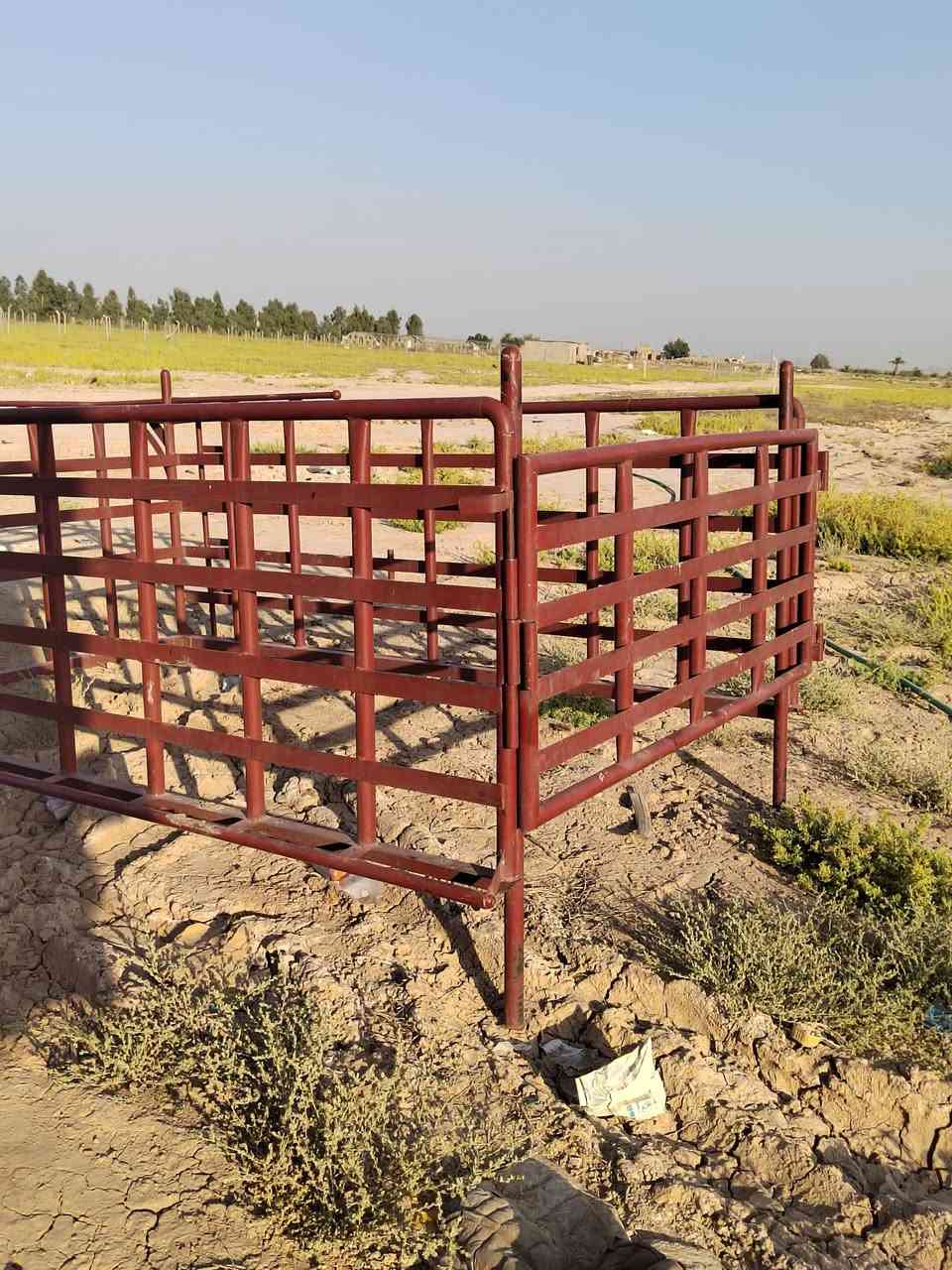 سلام عليكم
محجر كيا للبيع

جديد تسكام. 

السعر 325 وبي مجال للطيبين
المكان بغداد جسر الفرنسي
***********
