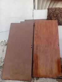 ٤ أبواب حديد • قابلة للتفاوض