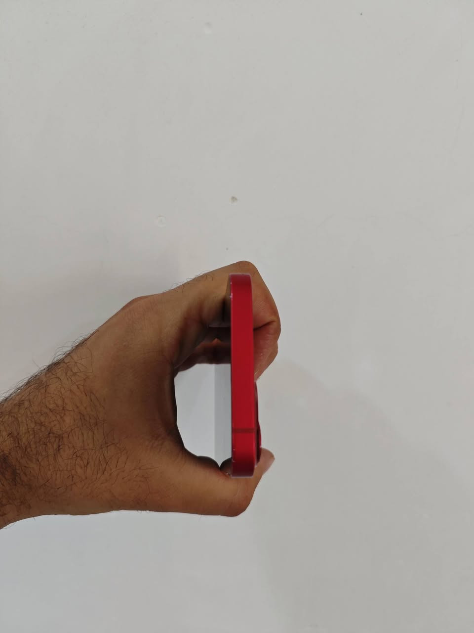 ايفون 13 عادي ذاكرة ١٢٨ بطاريه ٨٧ نضافه الجهاز مثل ما موضح بالصور كفاله عامه اي قطعه ما مبدل فقط الجهاز بدون ملحقات للبيع ٤٠٠ وبي مجال او مراوس عنواني شط العرب ***********
