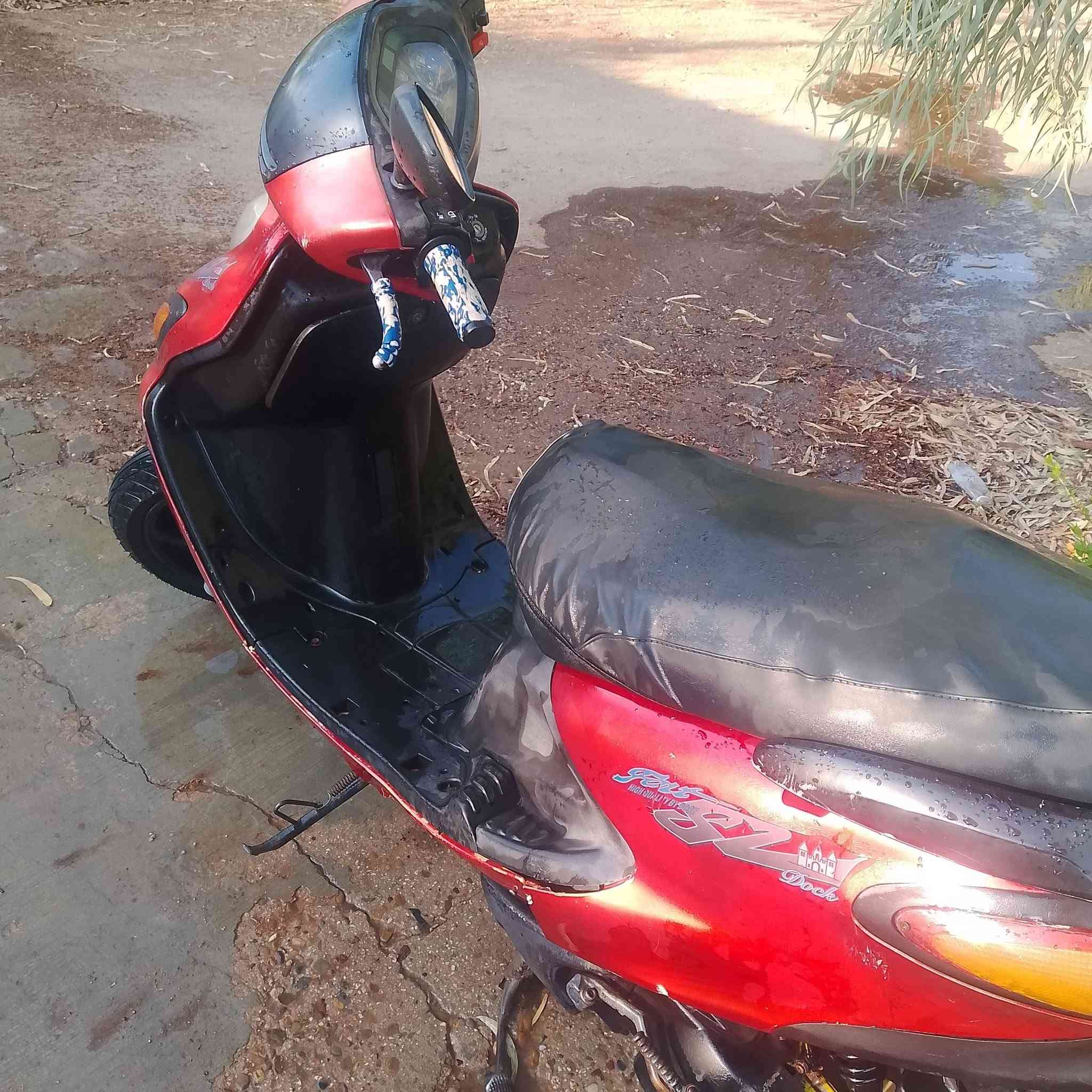 سلام عليكم دراجة دولفين نظيفه اللبيع سعر350 بيهه مجال ستفسار هاذه رقمي ***********
