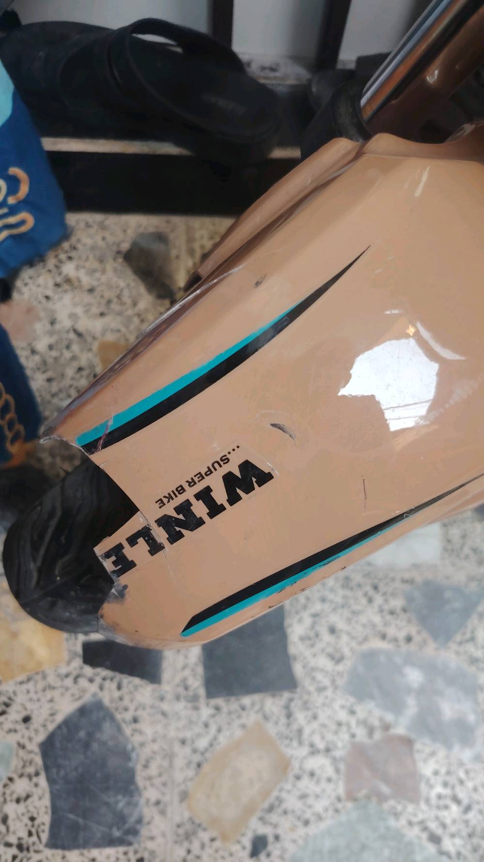دراجه شحن R9 2026 فول مواصفات بيها نضام بگ وناض وقوف P وشاشه بيخا توضحلك العطل والشحنه 5 بطاريات كل بطارية 32 A ملفها 1200